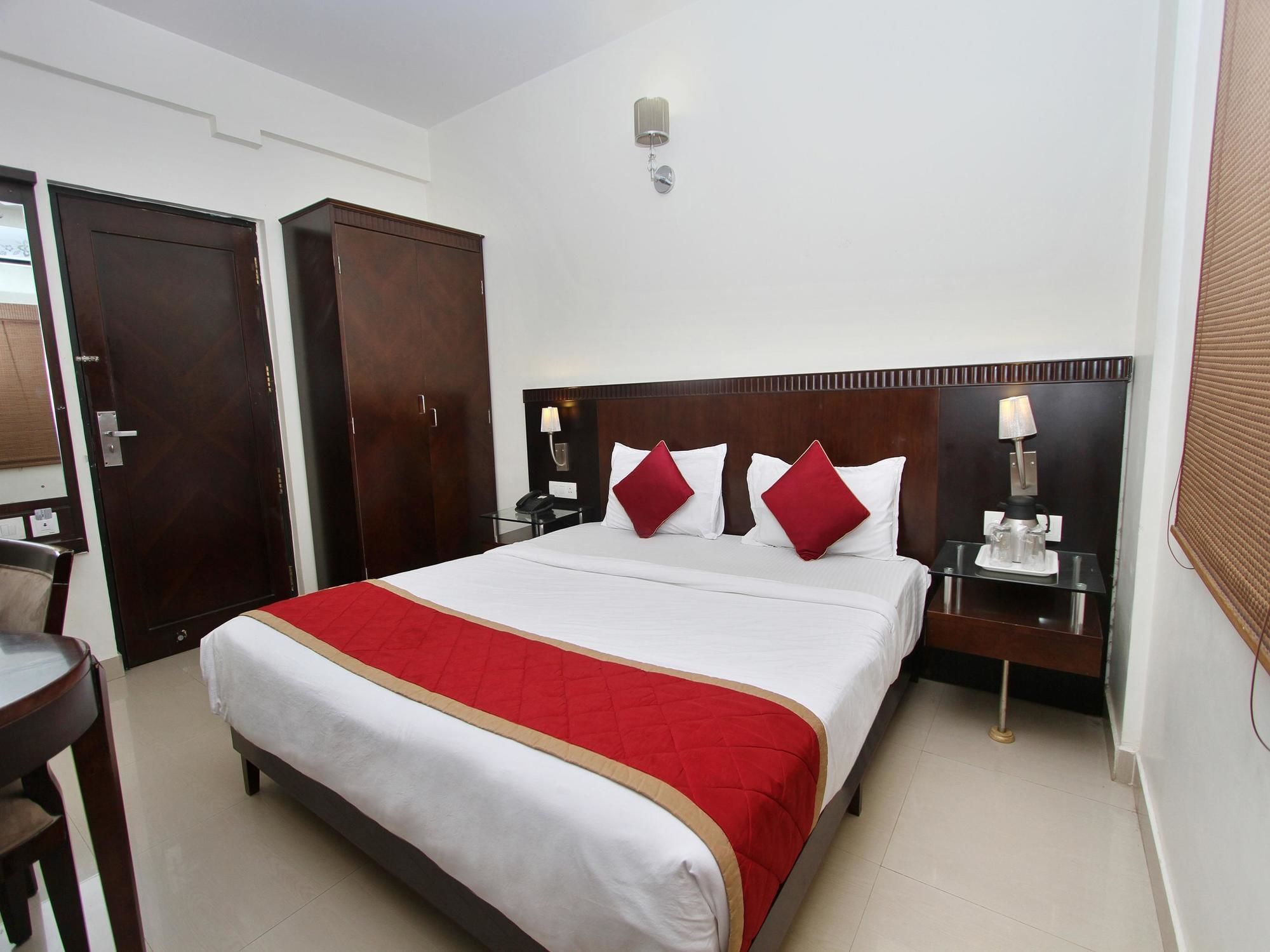 Oyo 435 Hotel Amshi International Bengalúr Exteriér fotografie